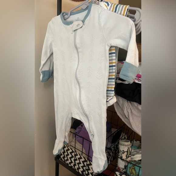 Boys 0-3 month Bundle/4 - Picture 7 of 12